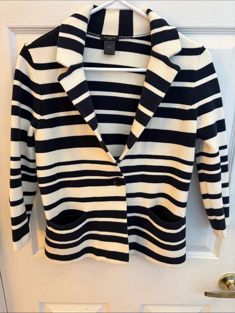 Ann Taylor black & White Striped knit Blazer Jacket size small?